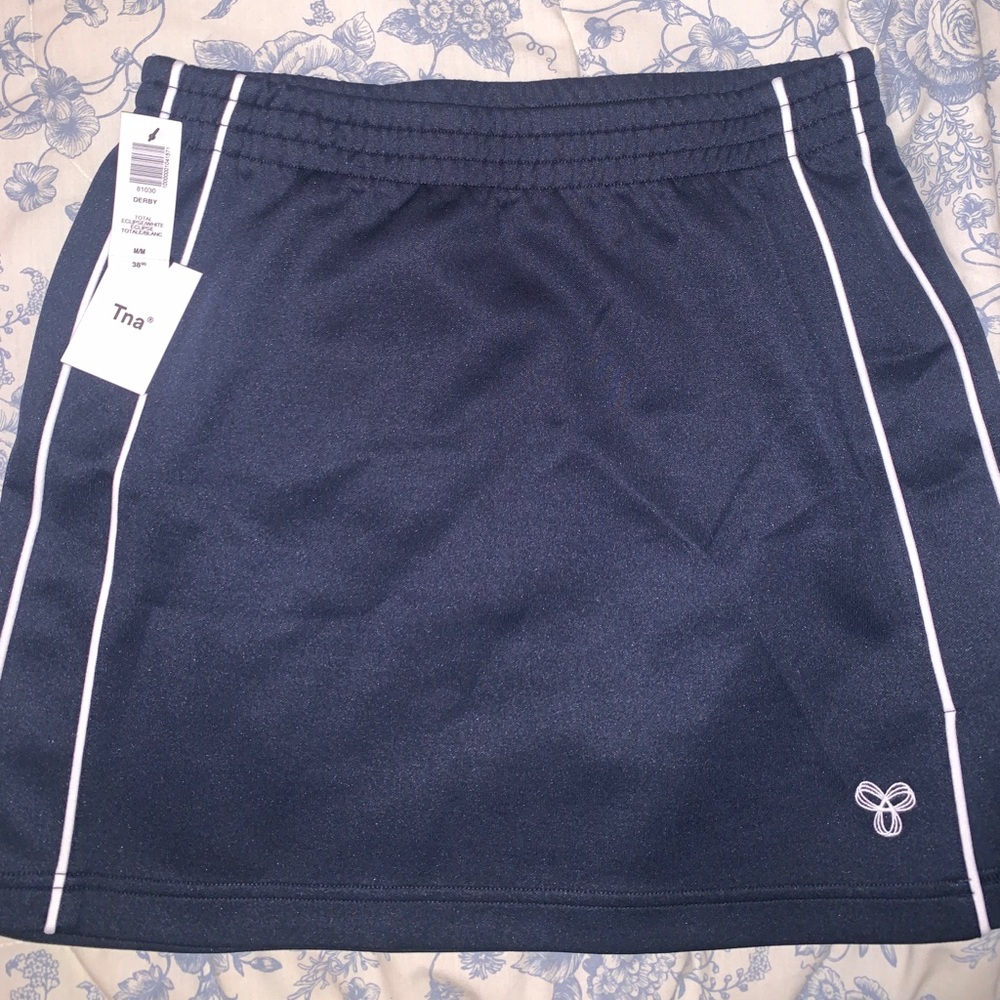 TNA Derby Skirt in Navy